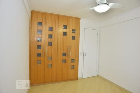 Apartamento para alugar com 93m², 3 quartos e 1 vagaQuarto 2