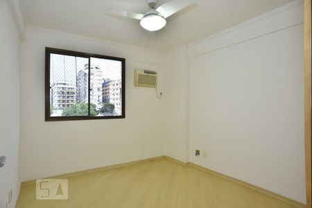 Apartamento para alugar com 93m², 3 quartos e 1 vagaQuarto 2