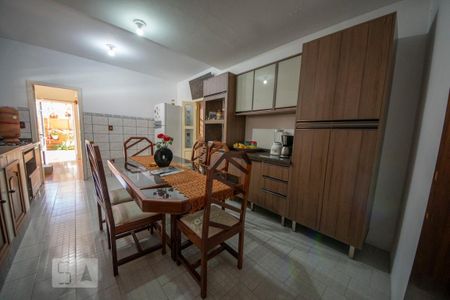 Casa à venda com 360m², 3 quartos e 4 vagasCozinha
