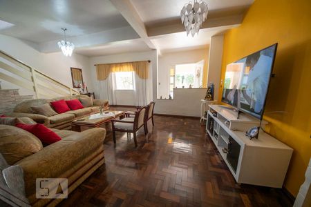 Sala de Estar de casa à venda com 3 quartos, 360m² em Santo Andre, São Leopoldo