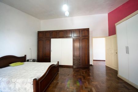 Casa à venda com 360m², 3 quartos e 4 vagasQuarto da Suíte 2