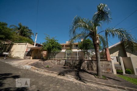 Casa à venda com 360m², 3 quartos e 4 vagasFachada