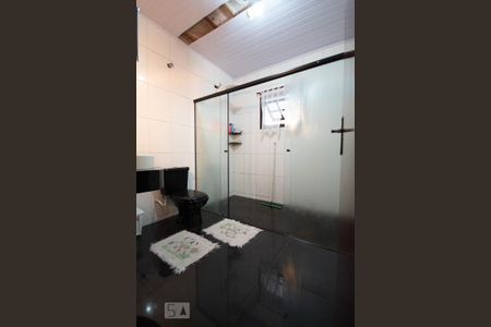 Casa à venda com 300m², 5 quartos e 2 vagas Casa à venda com 300m², 5 quartos e 2 vagasBanheiro da Suíte Master