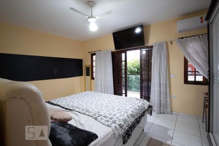 Casa à venda com 300m², 5 quartos e 2 vagas Casa à venda com 300m², 5 quartos e 2 vagasSuíte 3