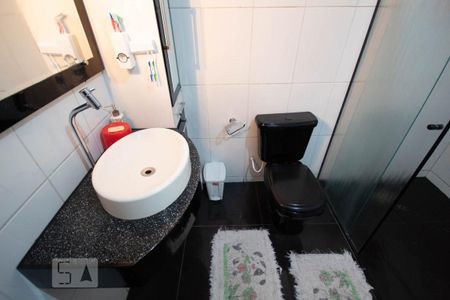 Casa à venda com 300m², 5 quartos e 2 vagas Casa à venda com 300m², 5 quartos e 2 vagasBanheiro da Suíte Master