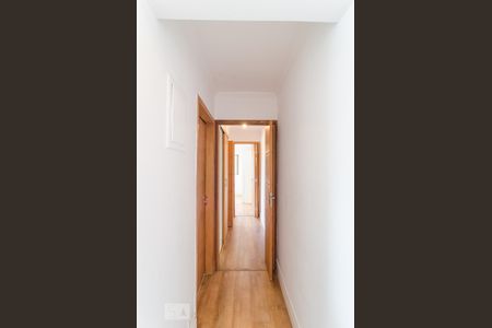 Corredor de apartamento à venda com 2 quartos, 70m² em Campo Belo, São Paulo