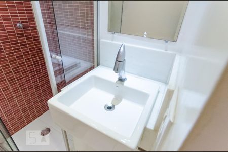 Banheiro Social de apartamento à venda com 2 quartos, 70m² em Campo Belo, São Paulo