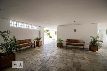 Apartamento à venda com 70m², 2 quartos e 1 vagaHall de Entrada