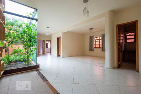 Sala de casa para alugar com 3 quartos, 200m² em Pinheiros, São Paulo