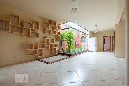 Sala de casa para alugar com 3 quartos, 200m² em Pinheiros, São Paulo