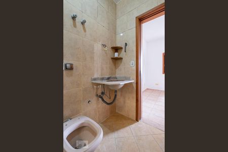 Casa para alugar com 200m², 3 quartos e 2 vagasSuíte 3 - Banheiro