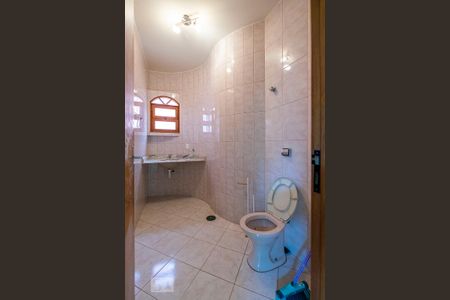 Casa para alugar com 200m², 3 quartos e 2 vagasLavabo