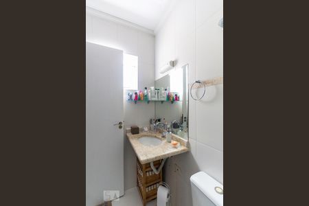 Casa de condomínio à venda com 174m², 3 quartos e 2 vagasBanheiro da Suíte