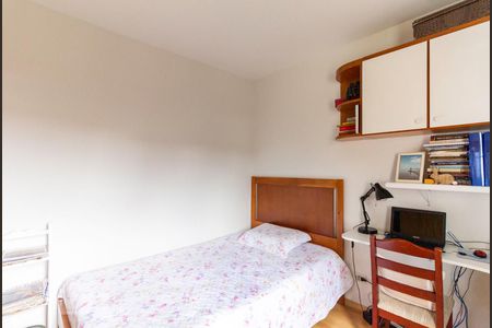 Casa de condomínio à venda com 174m², 3 quartos e 2 vagasQuarto 2