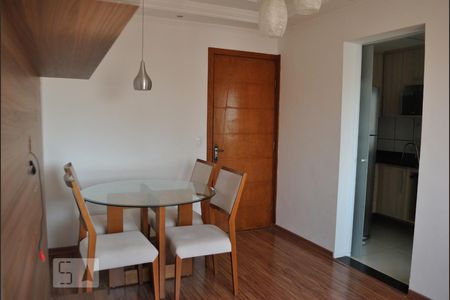 Apartamento à venda com 38m², 1 quarto e 1 vagaSala