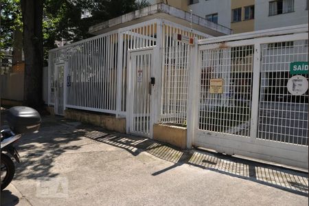 Apartamento à venda com 38m², 1 quarto e 1 vagaFachada