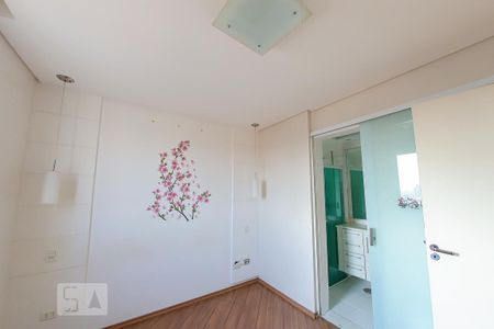 Apartamento para alugar com 75m², 3 quartos e 2 vagas Apartamento para alugar com 75m², 3 quartos e 2 vagasSuite