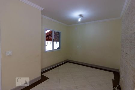Sala de casa para alugar com 3 quartos, 154m² em Jardim Petrópolis, Cotia