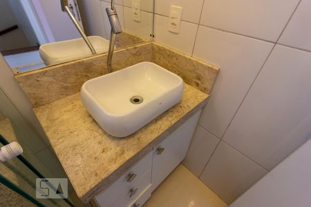 Casa para alugar com 154m², 3 quartos e 3 vagas Casa para alugar com 154m², 3 quartos e 3 vagasBanheiro