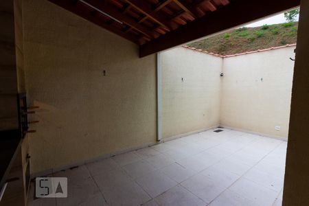 Casa para alugar com 154m², 3 quartos e 3 vagas Casa para alugar com 154m², 3 quartos e 3 vagasVaranda - Gourmet