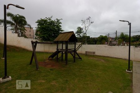 Casa para alugar com 154m², 3 quartos e 3 vagas Casa para alugar com 154m², 3 quartos e 3 vagasÁrea Comum - Playground