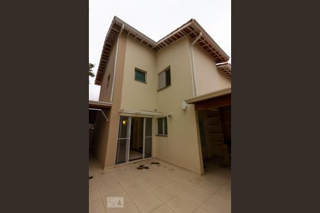 Casa para alugar com 154m², 3 quartos e 3 vagas Casa para alugar com 154m², 3 quartos e 3 vagasFachada - Interna