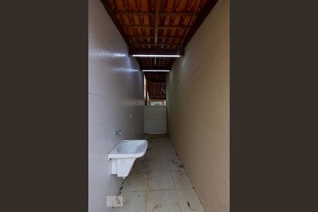 Casa para alugar com 154m², 3 quartos e 3 vagas Casa para alugar com 154m², 3 quartos e 3 vagasDetalhe - Lavanderia