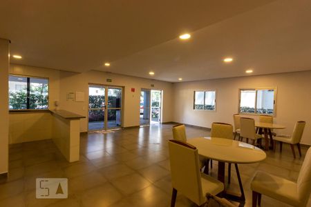 Apartamento para alugar com 56m², 2 quartos e 1 vaga Apartamento para alugar com 56m², 2 quartos e 1 vagaÁrea comum - Salão de festas