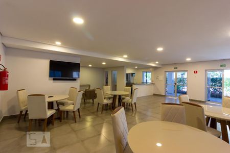 Apartamento para alugar com 56m², 2 quartos e 1 vaga Apartamento para alugar com 56m², 2 quartos e 1 vagaÁrea comum - Salão de festas
