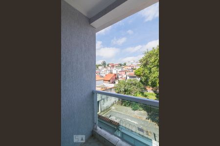 Casa à venda com 160m², 3 quartos e 2 vagas Casa à venda com 160m², 3 quartos e 2 vagasVaranda da Suíte