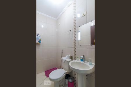 Banheiro de casa à venda com 3 quartos, 160m² em Vila Lucinda, Santo André