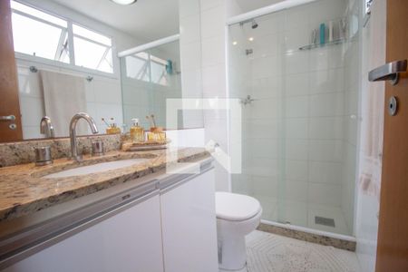 Apartamento à venda com 147m², 3 quartos e 2 vagasBanheiro da Suite