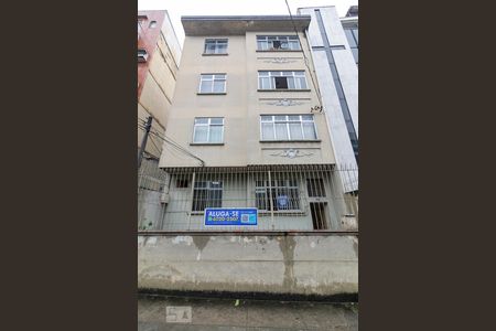 Apartamento para alugar com 105m², 2 quartos e sem vaga Apartamento para alugar com 105m², 2 quartos e sem vagaFachada