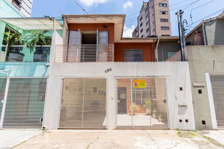 Casa à venda com 180m², 4 quartos e 2 vagasFachada