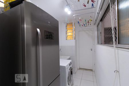 Apartamento à venda com 97m², 2 quartos e 1 vaga Apartamento à venda com 97m², 2 quartos e 1 vagaÁrea de serviço