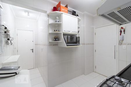 Apartamento à venda com 97m², 2 quartos e 1 vaga Apartamento à venda com 97m², 2 quartos e 1 vagaCozinha