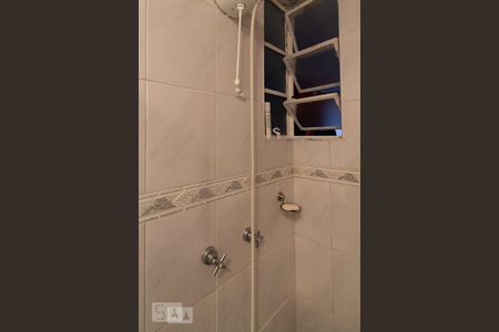 Apartamento à venda com 97m², 2 quartos e 1 vaga Apartamento à venda com 97m², 2 quartos e 1 vagaBanheiro do quarto 2