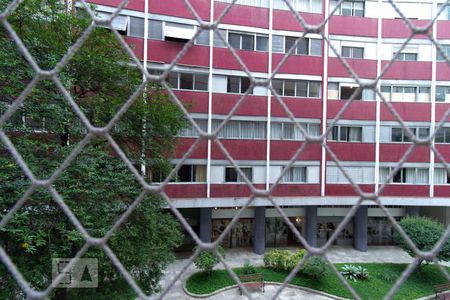 Apartamento à venda com 97m², 2 quartos e 1 vaga Apartamento à venda com 97m², 2 quartos e 1 vagaVista do quarto 2