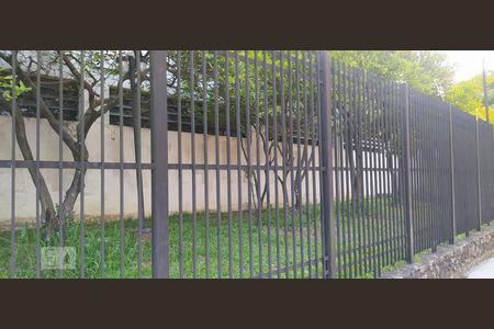 Apartamento à venda com 275m², 4 quartos e 4 vagas Apartamento à venda com 275m², 4 quartos e 4 vagasÁrea Verde