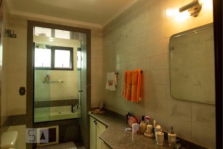 Apartamento à venda com 275m², 4 quartos e 4 vagas Apartamento à venda com 275m², 4 quartos e 4 vagasBanheiro