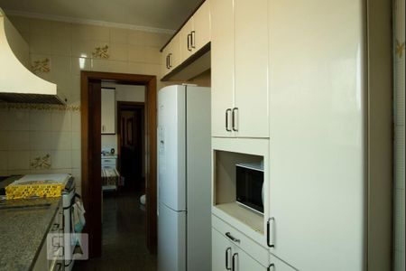 Apartamento à venda com 275m², 4 quartos e 4 vagas Apartamento à venda com 275m², 4 quartos e 4 vagasCozinha