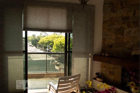 Apartamento à venda com 275m², 4 quartos e 4 vagas Apartamento à venda com 275m², 4 quartos e 4 vagasSala de Estar