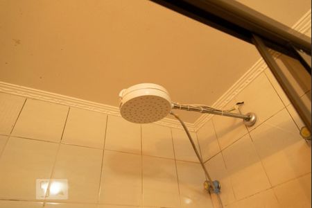 Apartamento à venda com 275m², 4 quartos e 4 vagas Apartamento à venda com 275m², 4 quartos e 4 vagasChuveiro