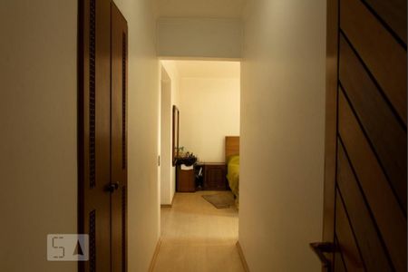 Apartamento à venda com 275m², 4 quartos e 4 vagas Apartamento à venda com 275m², 4 quartos e 4 vagasQuarto 4