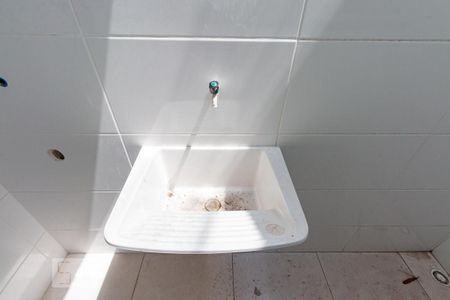 Casa de condomínio à venda com 50m², 2 quartos e sem vaga Casa de condomínio à venda com 50m², 2 quartos e sem vagaLavanderia