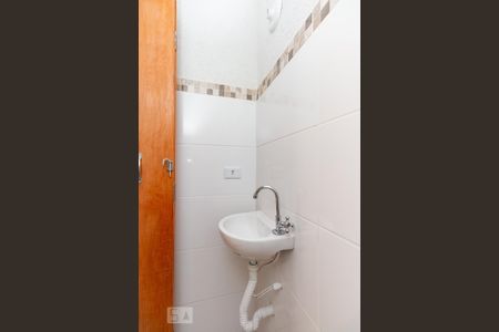 Casa de condomínio à venda com 50m², 2 quartos e sem vaga Casa de condomínio à venda com 50m², 2 quartos e sem vagaLavabo