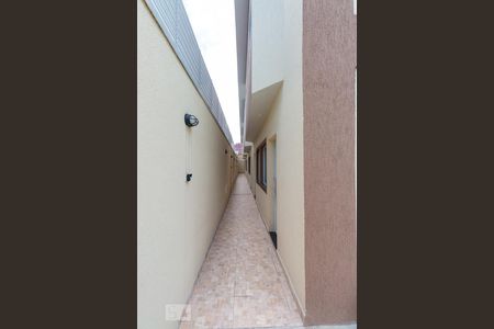 Casa de condomínio à venda com 70m², 2 quartos e 1 vagaCorredor