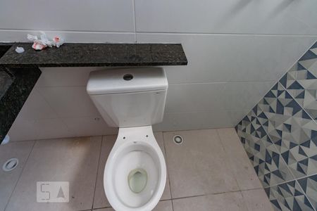 Casa de condomínio à venda com 70m², 2 quartos e 1 vagaBanheiro