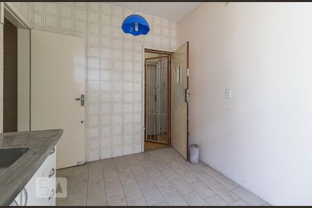 Apartamento à venda com 70m², 2 quartos e sem vagaCozinha