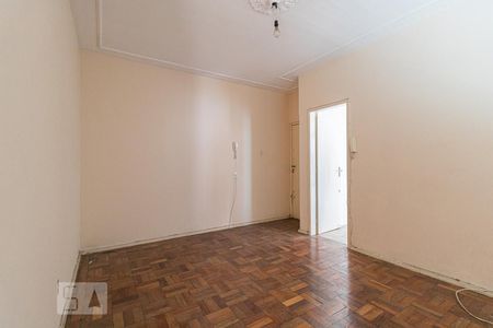 Apartamento à venda com 70m², 2 quartos e sem vagaSala